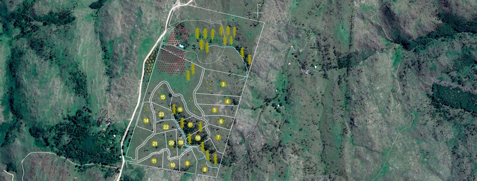 Plano real del loteo Juana Urbana con lotes numerados, arroyos y forestación