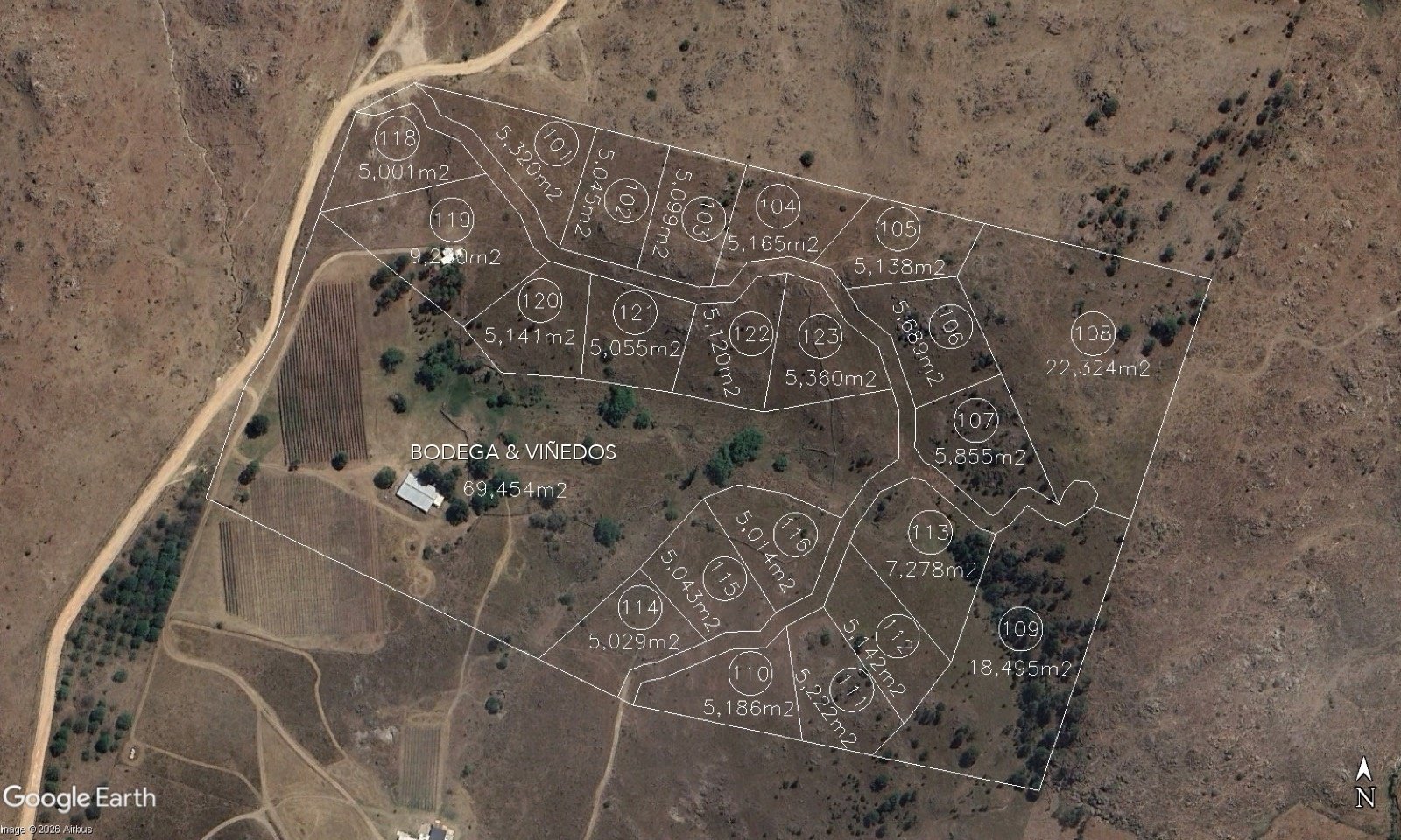 Plano de la nueva etapa EnoVillage con sus parcelas numeradas junto a la bodega y los viñedos